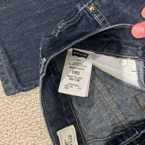 Levi's Men's Dark Blue Relaxed Jeans - Picture 3 of 4